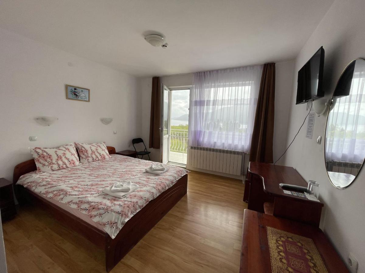Family Hotel Panorama Szarnica Kültér fotó
