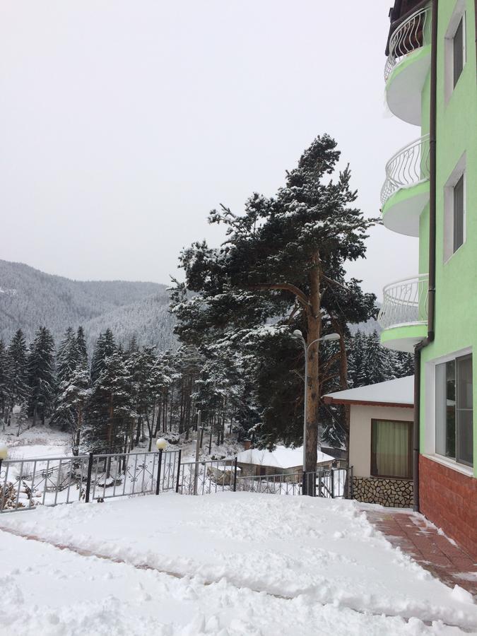 Family Hotel Panorama Szarnica Kültér fotó